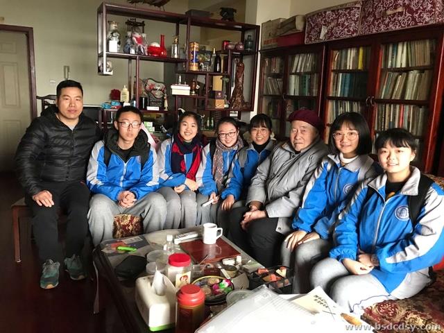 校友:赵振铎 小组成员:王欣萍 张梓壻 陈佳 徐恒卓 雷沁芮 杨芸绮(带队老师:杨健康).jpg